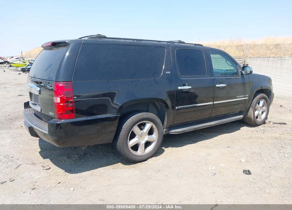 2010 CHEVROLET SUBURBAN 1500 LTZ VIN: 1GNUCKE07AR276306