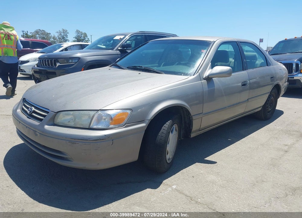 2000 TOYOTA CAMRY CE VIN: 4T1BG22K9YU680995