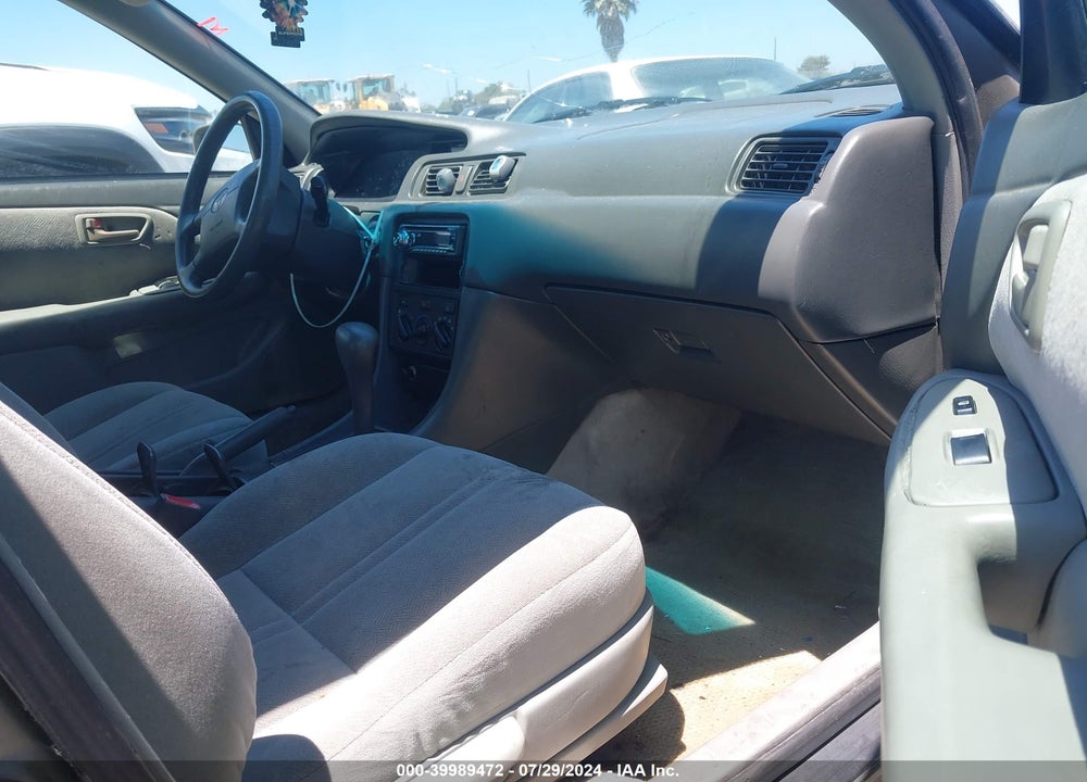 2000 TOYOTA CAMRY CE VIN: 4T1BG22K9YU680995