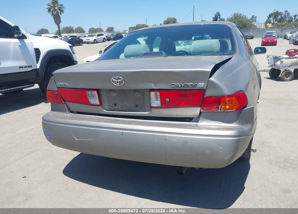 2000 TOYOTA CAMRY CE VIN: 4T1BG22K9YU680995