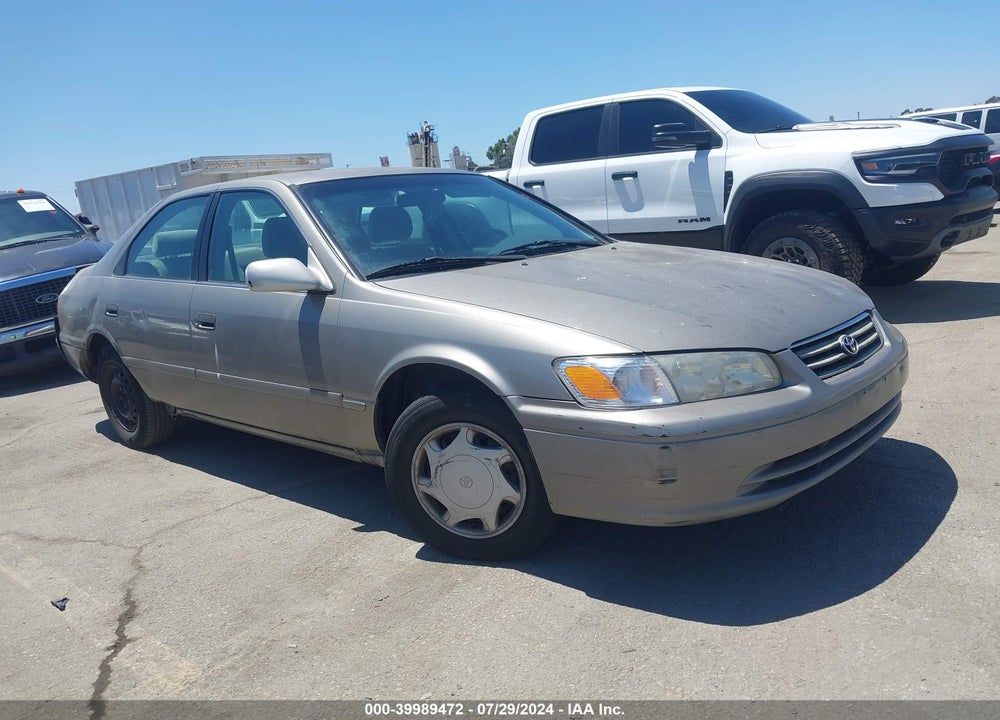2000 TOYOTA CAMRY CE VIN: 4T1BG22K9YU680995