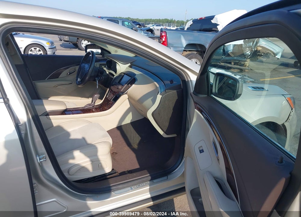 2015 BUICK LACROSSE VIN: 1G4GA5G33FF116013