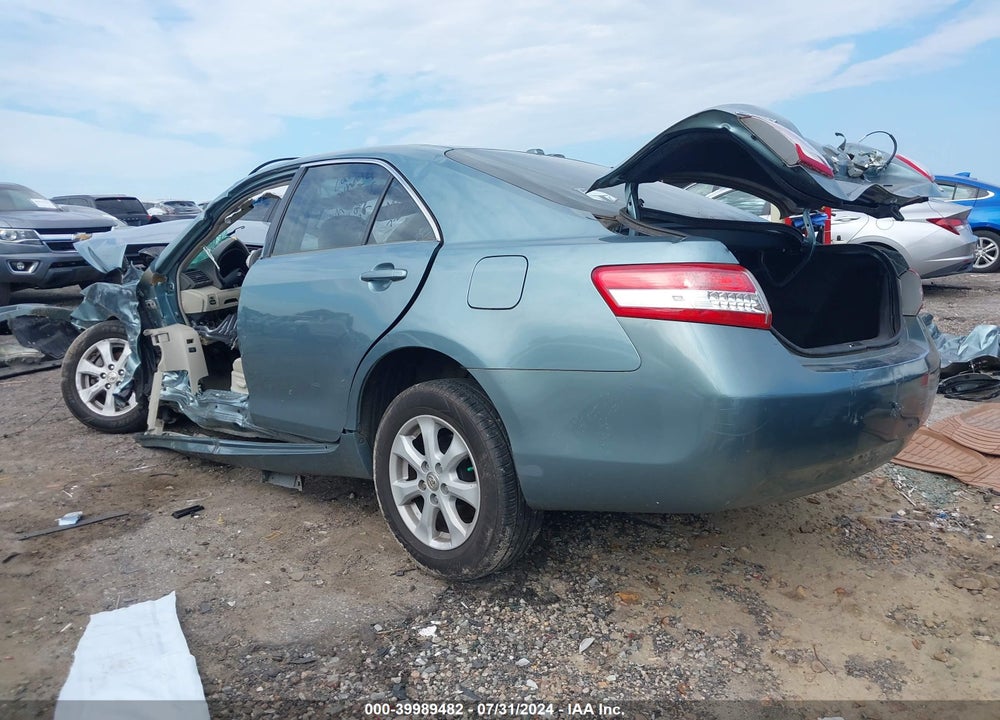 2011 TOYOTA CAMRY LE VIN: 4T1BF3EK0BU747172