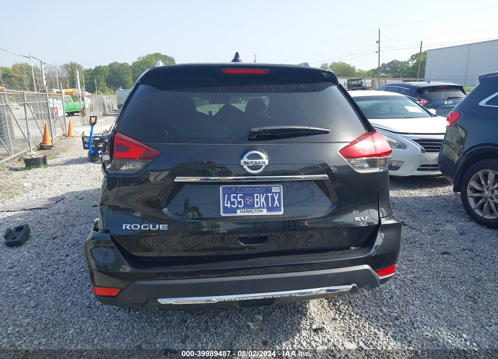 2018 NISSAN ROGUE SV VIN: KNMAT2MTXJP515690