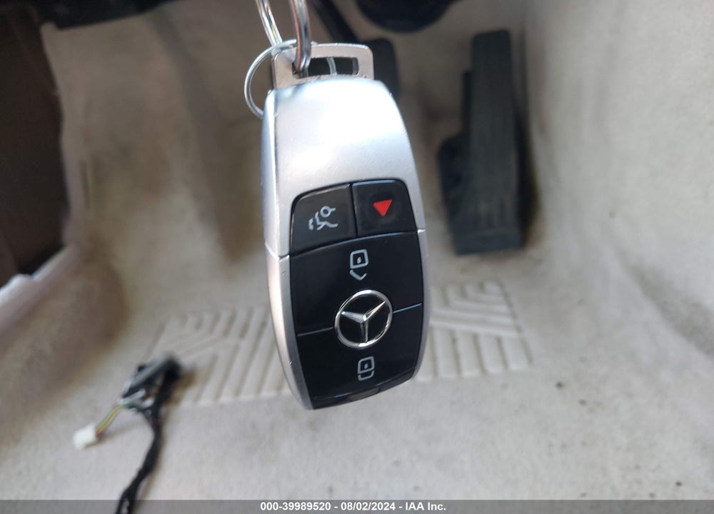 2018 MERCEDES-BENZ E 300 4MATIC VIN: WDDZF4KB4JA449923