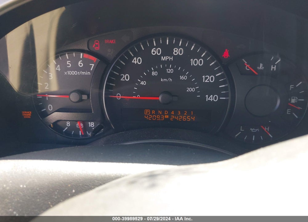 2004 NISSAN PATHFINDER ARMADA SE VIN: 5N1AA08A14N718997