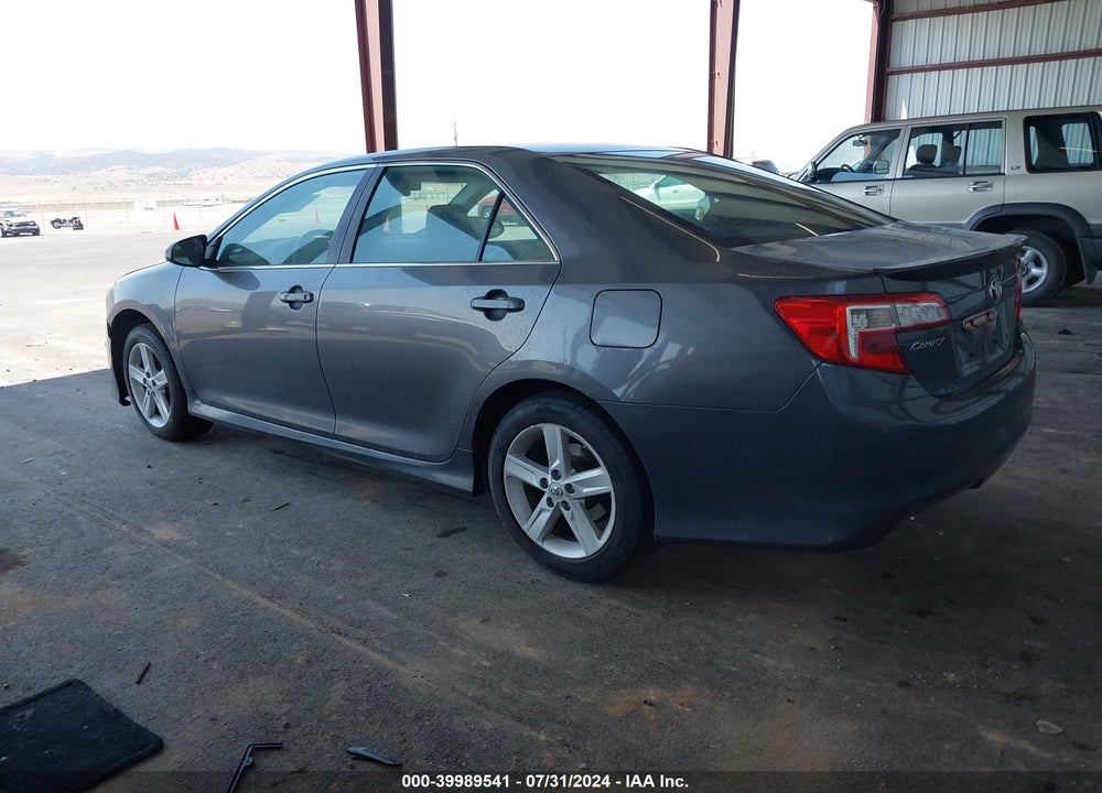 2014 TOYOTA CAMRY SE VIN: 4T1BF1FK1EU442206