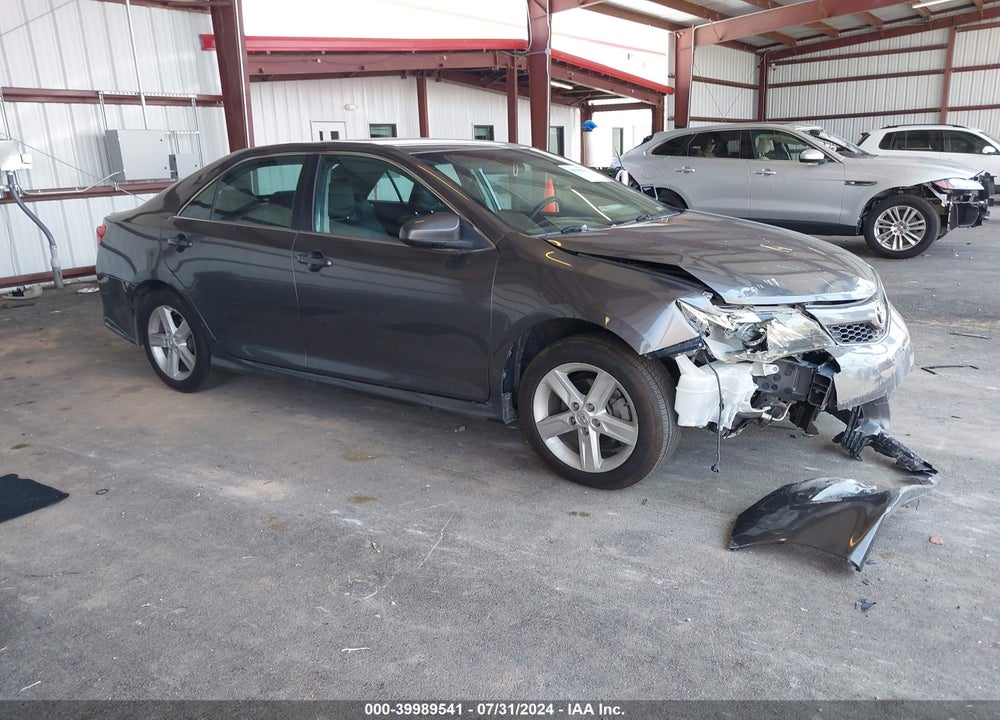 2014 TOYOTA CAMRY SE VIN: 4T1BF1FK1EU442206