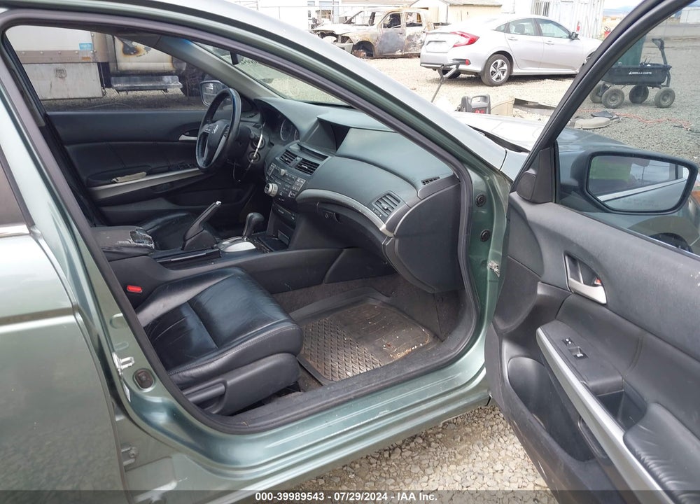 2008 HONDA ACCORD 2.4 EX-L VIN: 1HGCP268X8A149265