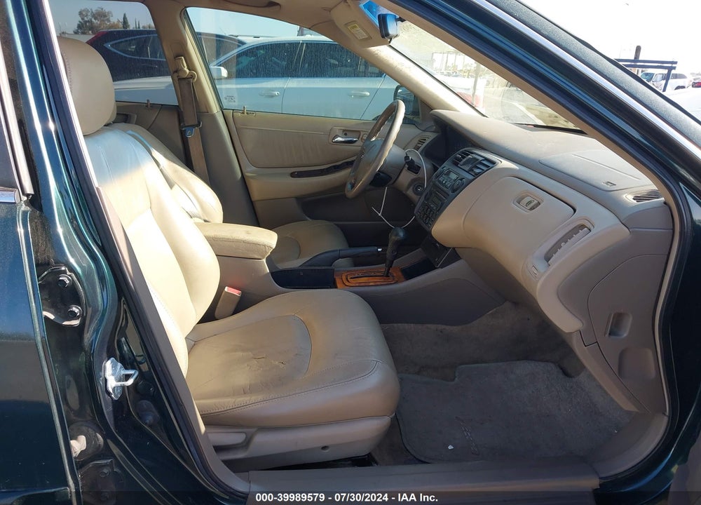 1999 HONDA ACCORD EX V6 VIN: 1HGCG1653XA004583