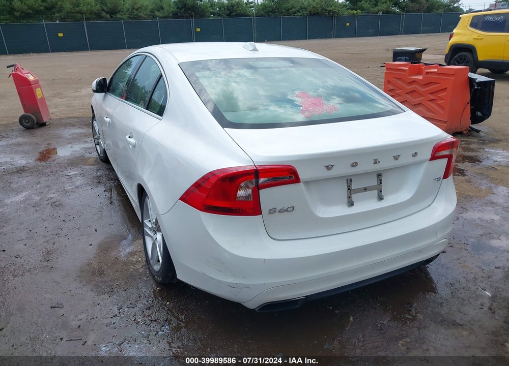 2015 VOLVO S60 T5 PREMIER VIN: YV140MFB6F2312137