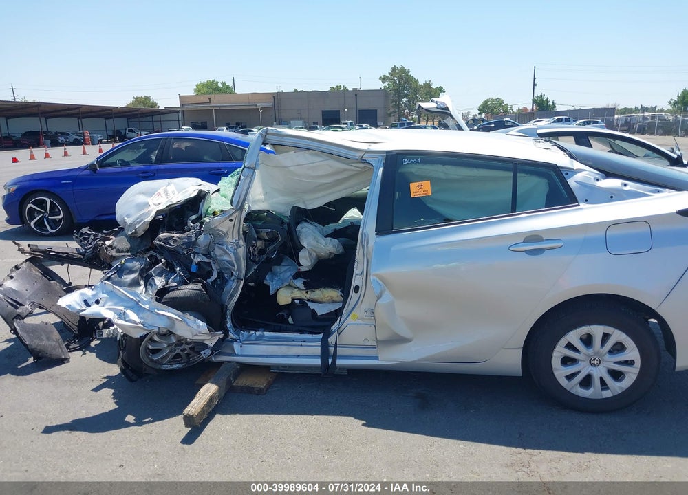 2022 TOYOTA PRIUS L VIN: JTDKAMFU1N3189545