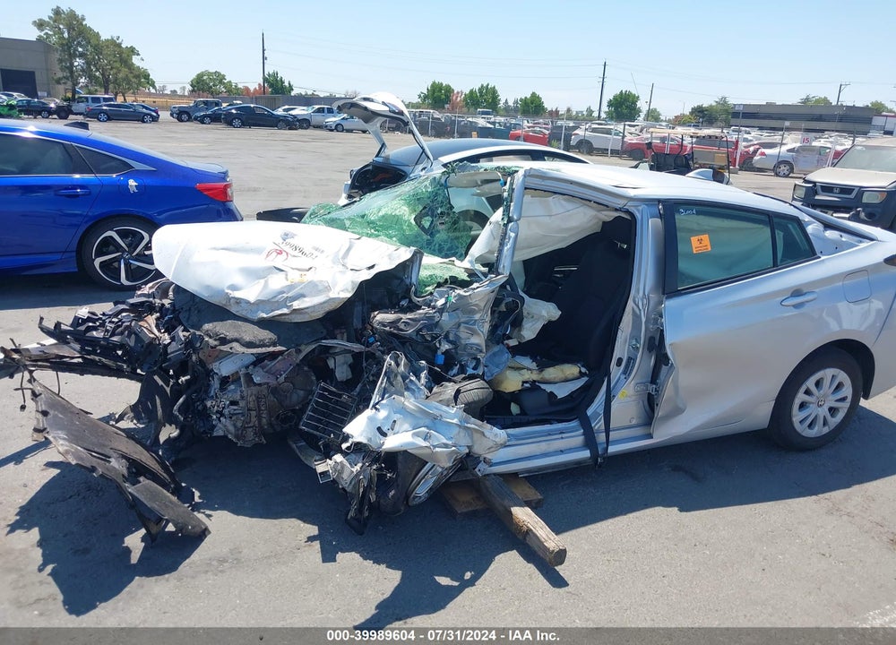 2022 TOYOTA PRIUS L VIN: JTDKAMFU1N3189545