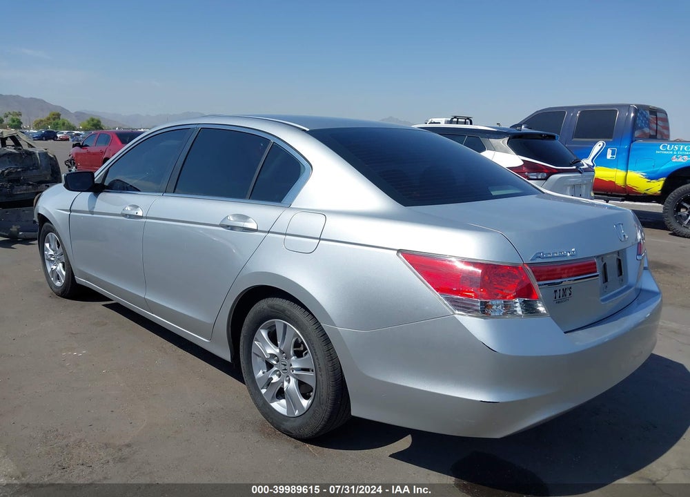 2012 HONDA ACCORD 2.4 LX-P VIN: 1HGCP2F40CA111680