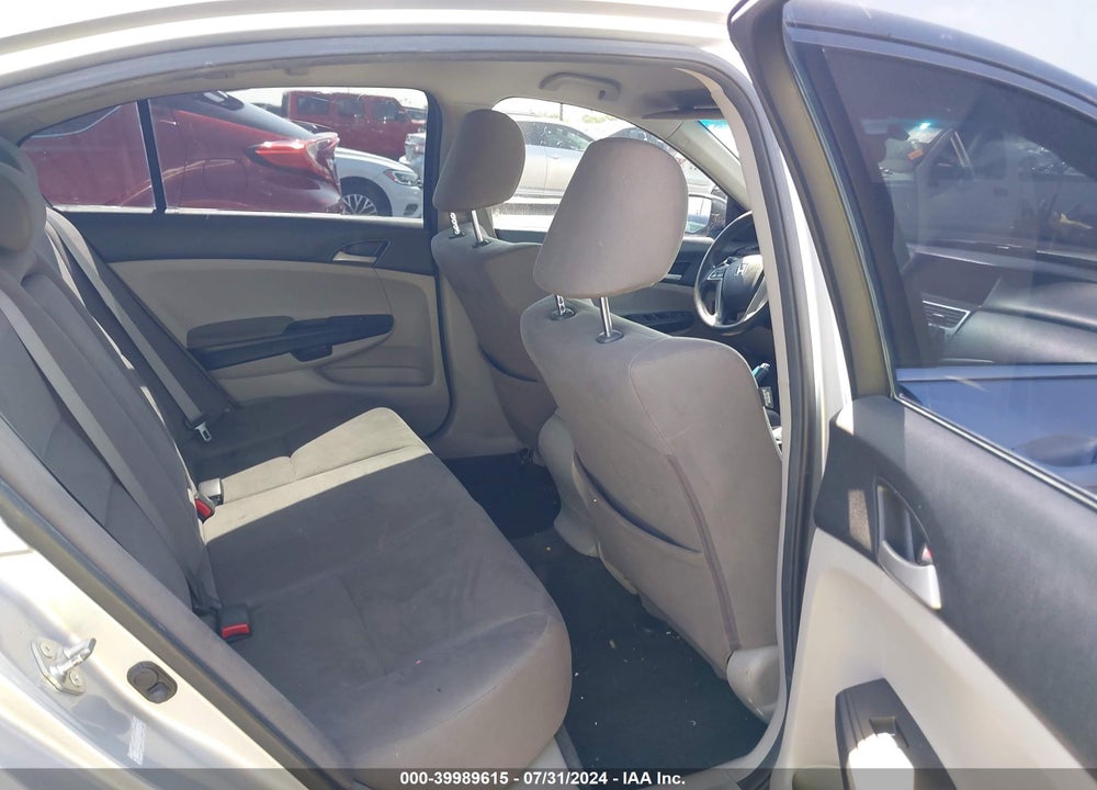 2012 HONDA ACCORD 2.4 LX-P VIN: 1HGCP2F40CA111680