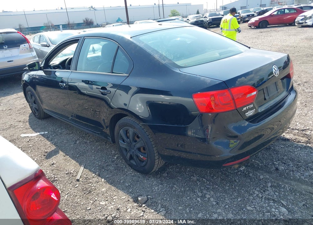2011 VOLKSWAGEN JETTA 2.5L SE VIN: 3VWDZ7AJ3BM302791