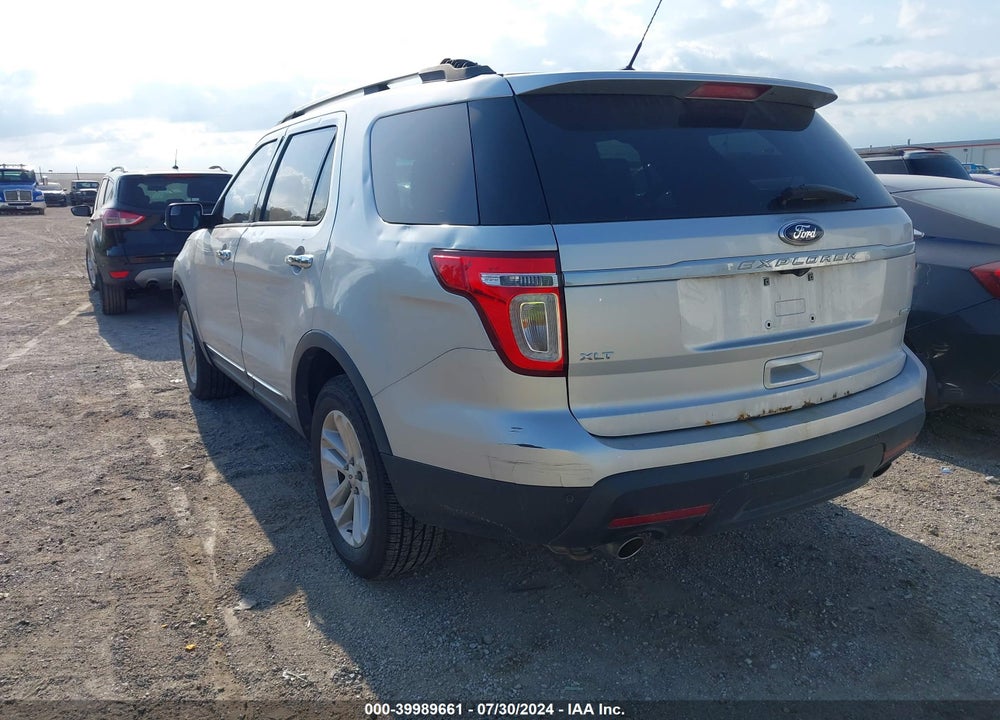 2013 FORD EXPLORER XLT VIN: 1FM5K8D89DGB89383