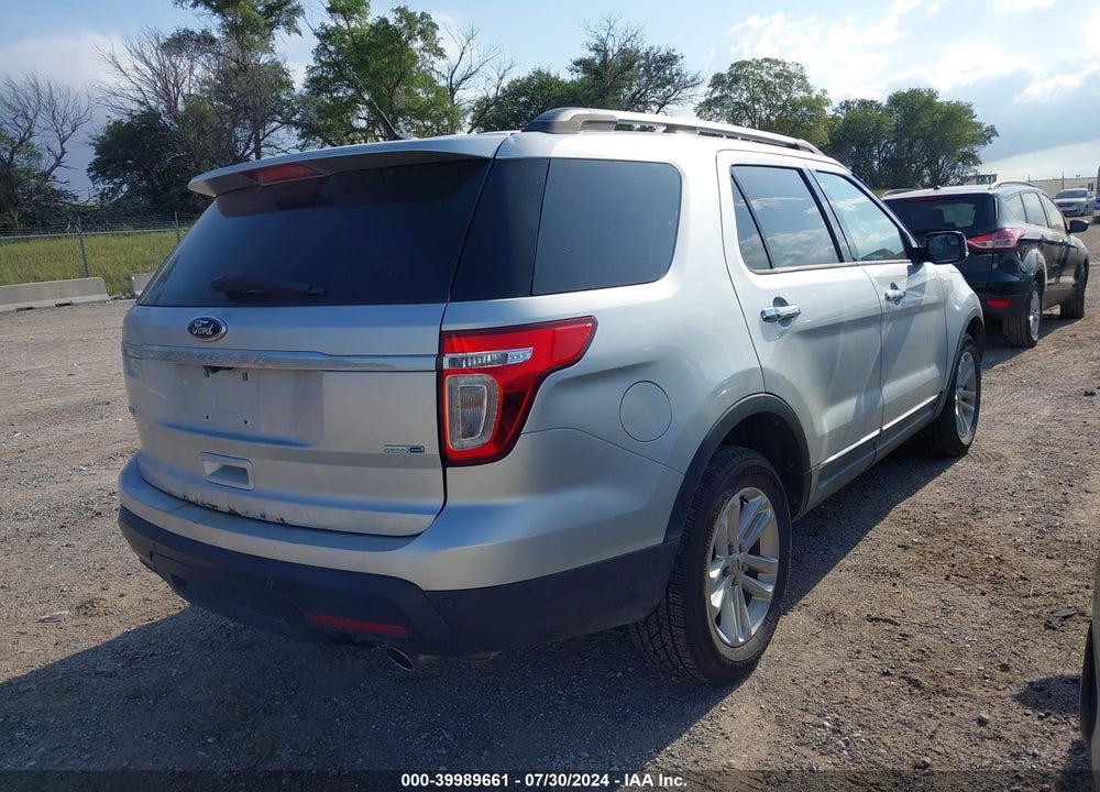 2013 FORD EXPLORER XLT VIN: 1FM5K8D89DGB89383