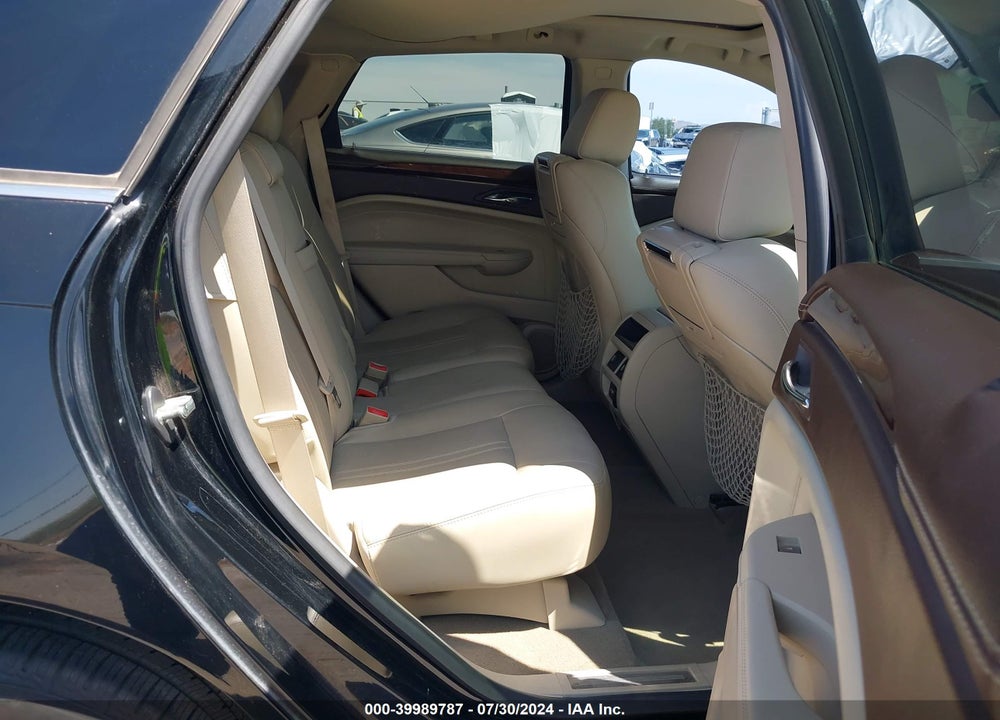 2011 CADILLAC SRX LUXURY COLLECTION VIN: 3GYFNAEY9BS557558