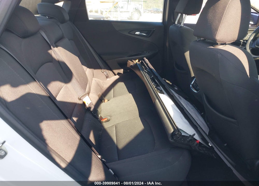 2018 CHEVROLET MALIBU VIN: 1G1ZD5ST8JF156794