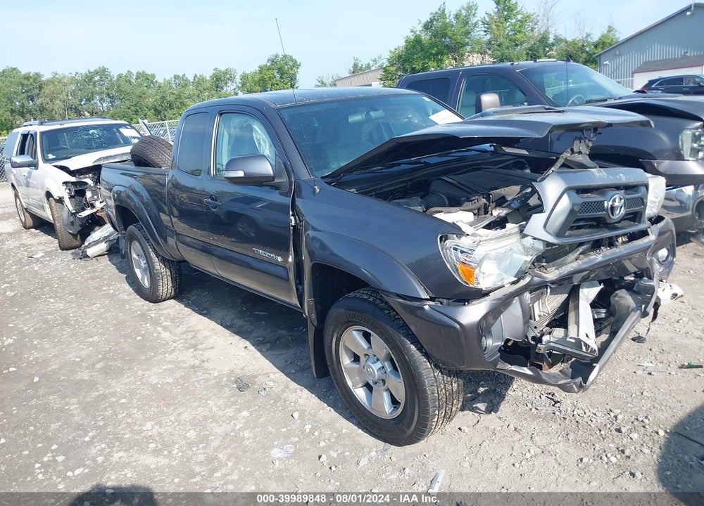 2015 TOYOTA TACOMA VIN: 5TFUU4EN0FX143998