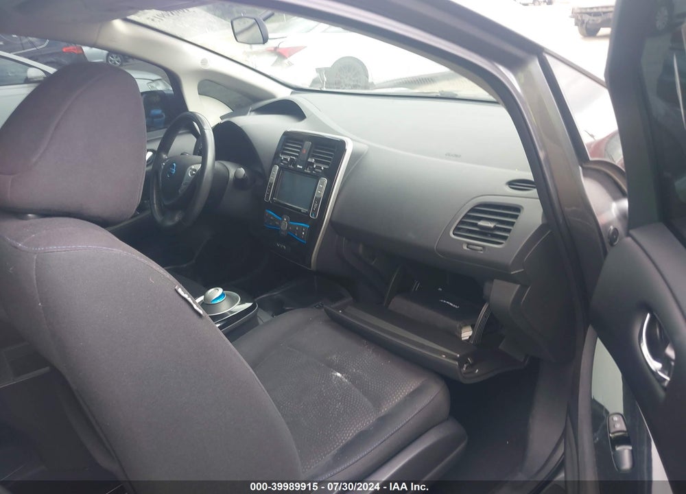 2017 NISSAN LEAF SV VIN: 1N4BZ0CP7HC305731