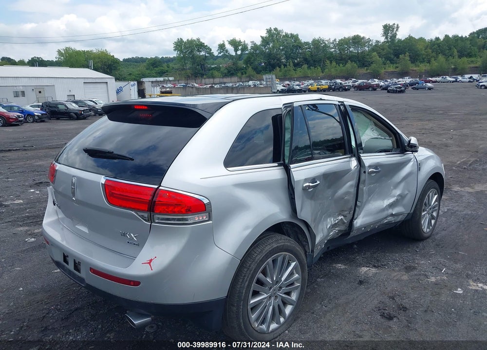 2013 LINCOLN MKX VIN: 2LMDJ8JK1DBL32028