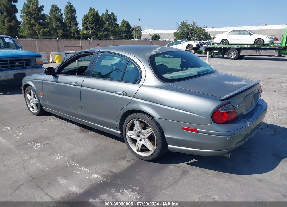 2003 JAGUAR S-TYPE 4.2L V8 R VIN: SAJEA03V031M86397