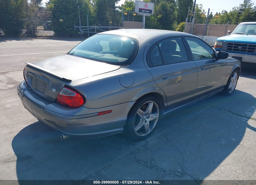 2003 JAGUAR S-TYPE 4.2L V8 R VIN: SAJEA03V031M86397
