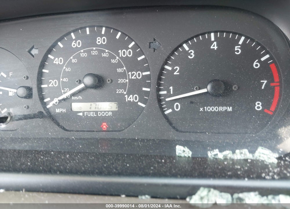 2000 TOYOTA CAMRY LE VIN: JT2BG22K8Y0447470