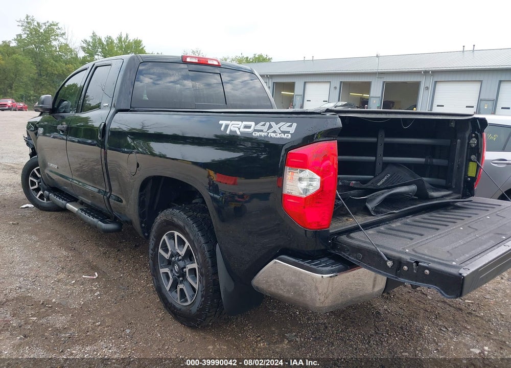 2016 TOYOTA TUNDRA SR5 5.7L V8 VIN: 5TFUW5F15GX573099