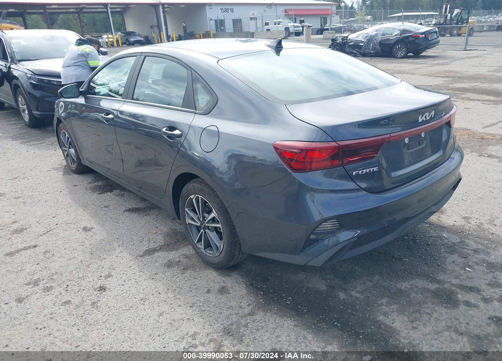 2024 KIA FORTE LXS VIN: 3KPF24AD0RE784083
