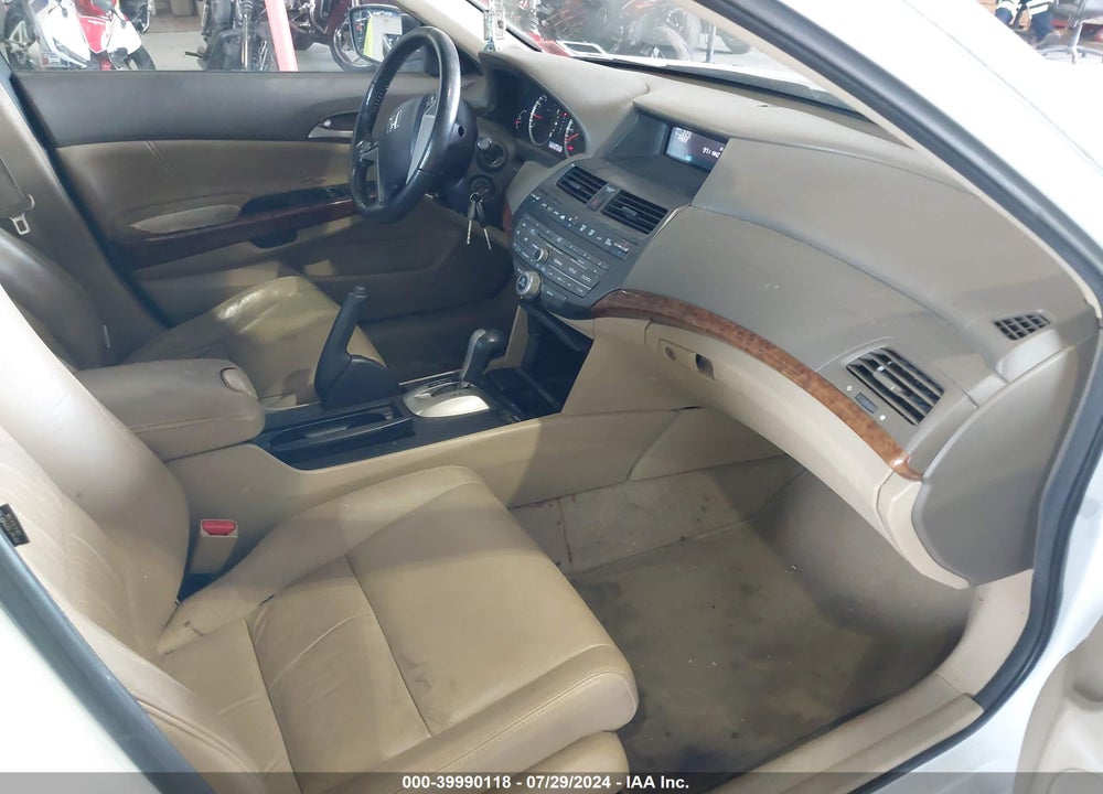 2010 HONDA ACCORD SDN 2.4 EX-L/EX-L VIN: 1HGCP2F81AA184492