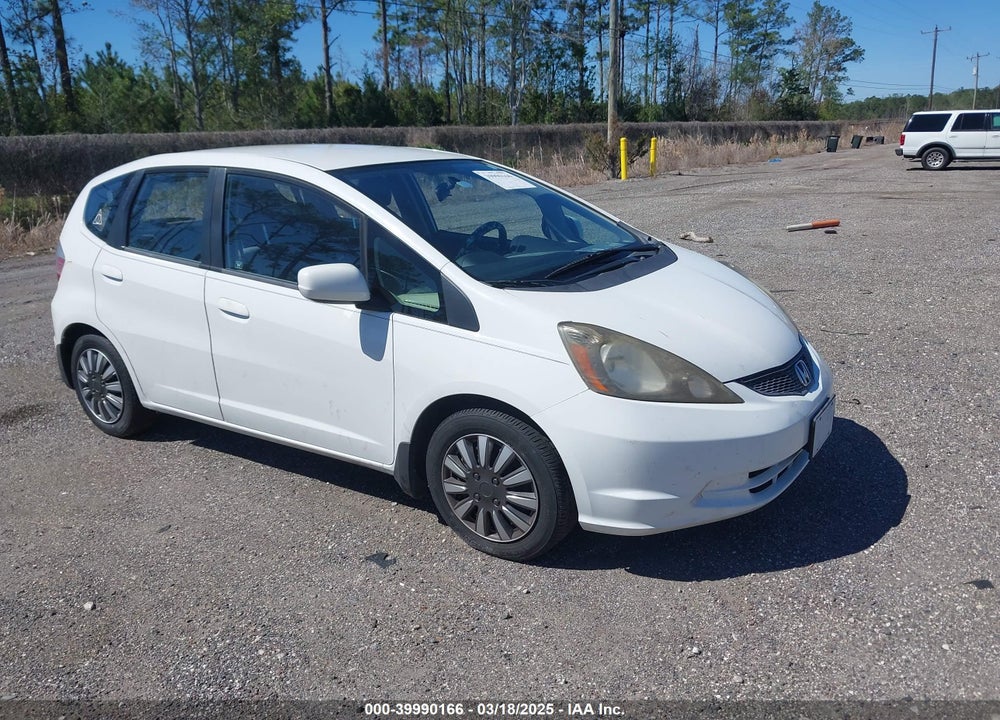 2012 HONDA FIT VIN: JHMGE8H34CS003083