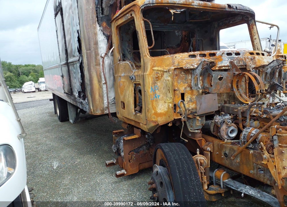 2022 MACK MD VIN: 1M2MDBAAXNS002015
