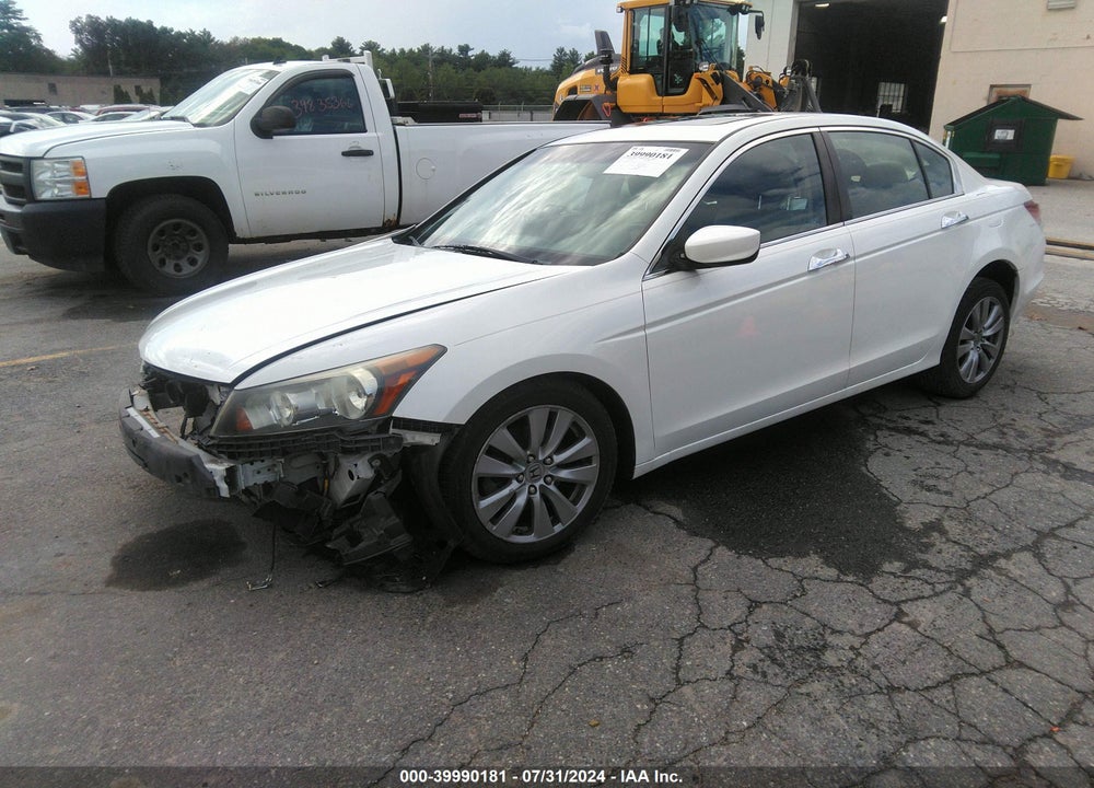 2012 HONDA ACCORD VIN: 1HGCP3F83CA029516