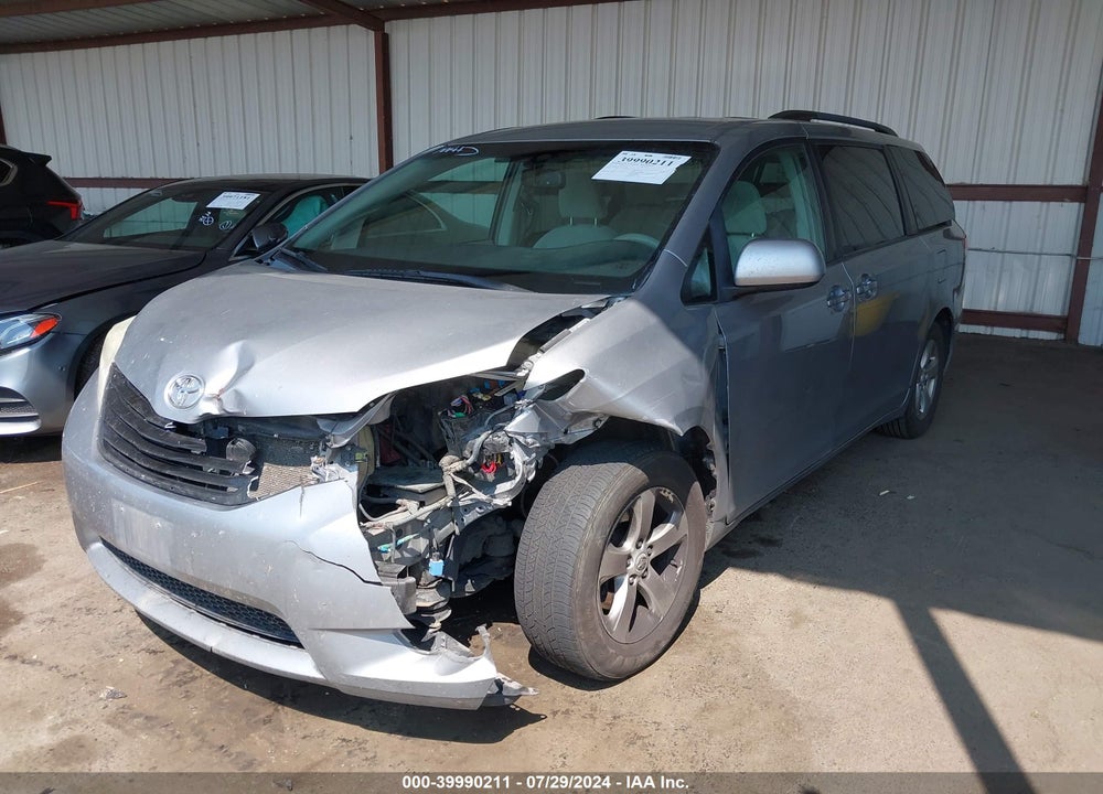 2011 TOYOTA SIENNA LE V6 VIN: 5TDKK3DCXBS132546
