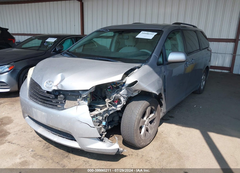 2011 TOYOTA SIENNA LE V6 VIN: 5TDKK3DCXBS132546