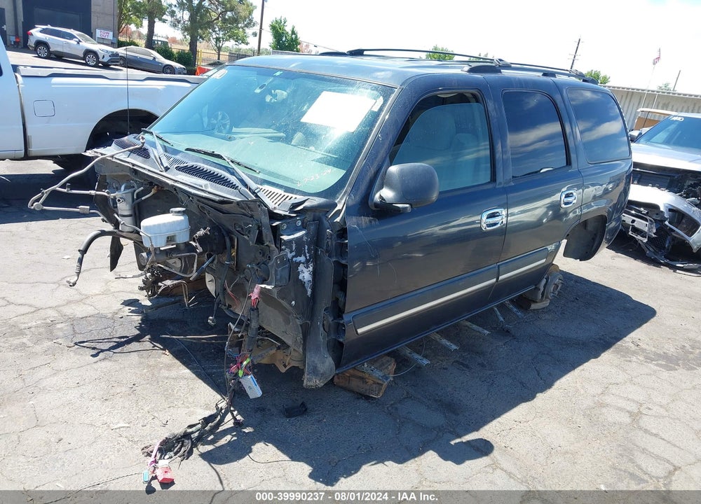 2004 CHEVROLET TAHOE LS VIN: 1GNEC13V24J196931