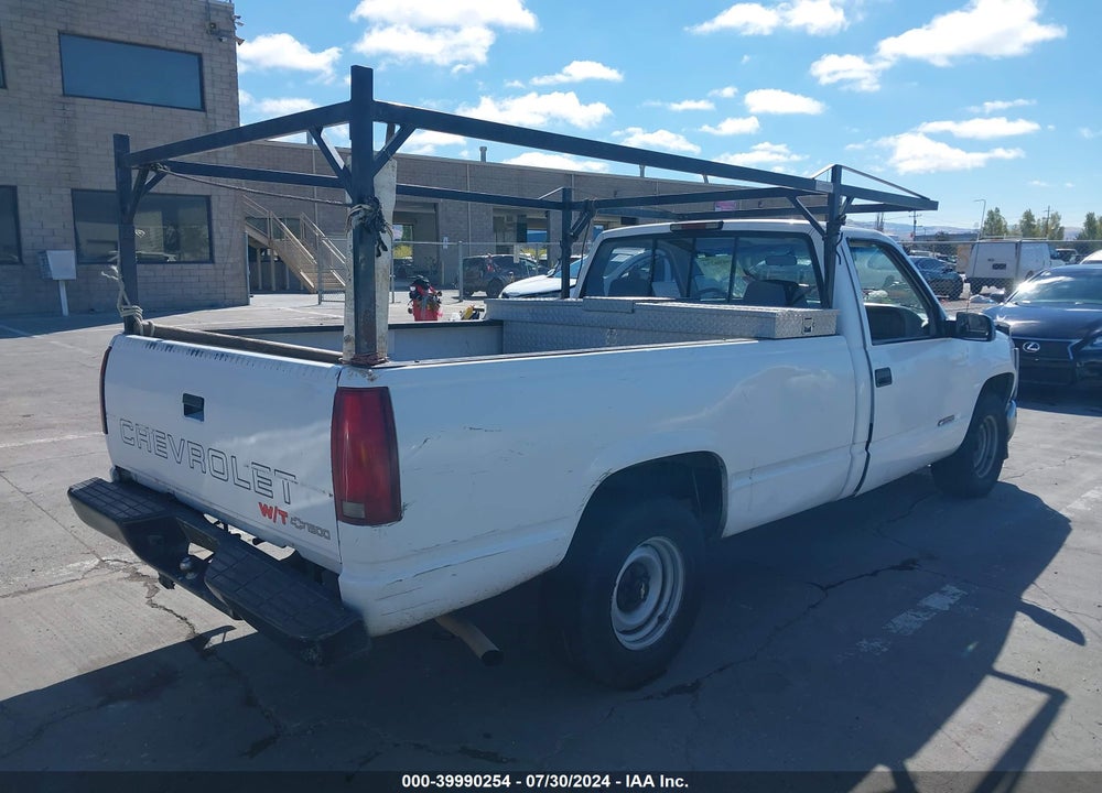 1998 CHEVROLET C1500 FLEETSIDE W/T VIN: 1GCEC14W5WZ196054
