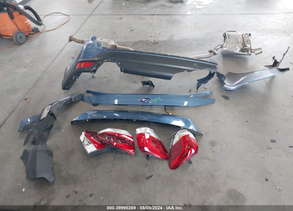 2023 SUBARU FORESTER LIMITED VIN: JF2SKAPCXPH463060