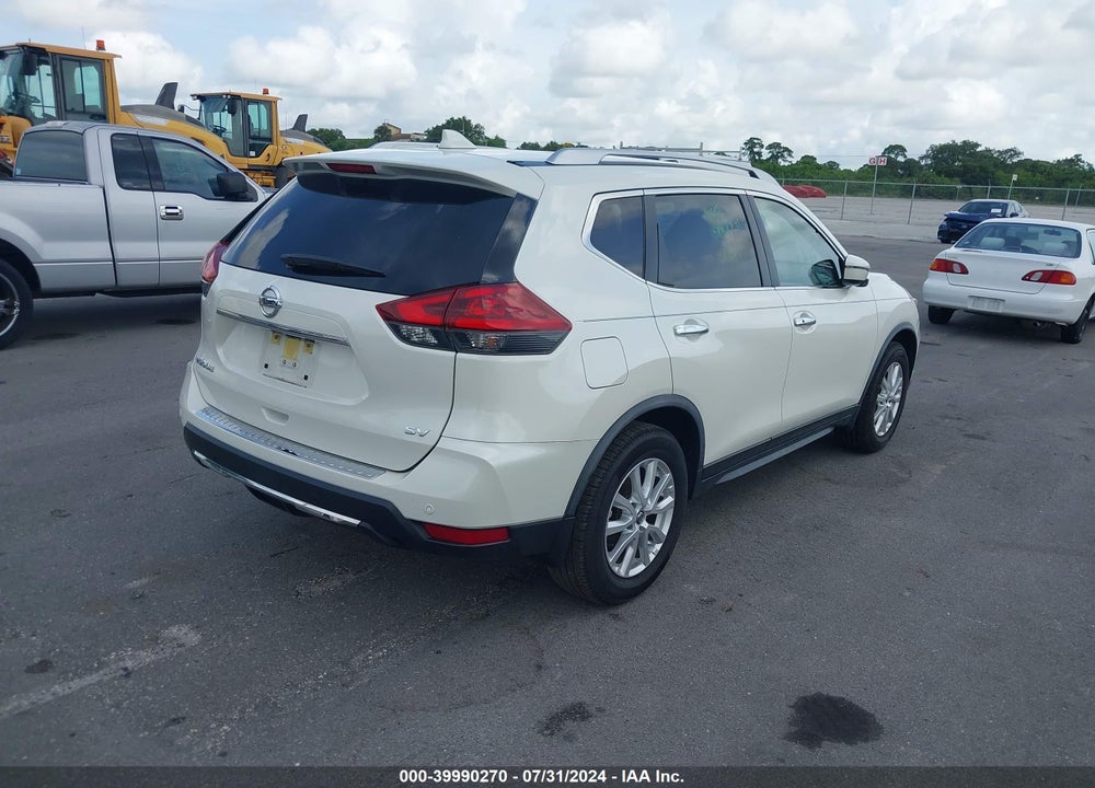 2020 NISSAN ROGUE SV FWD VIN: JN8AT2MT8LW030641
