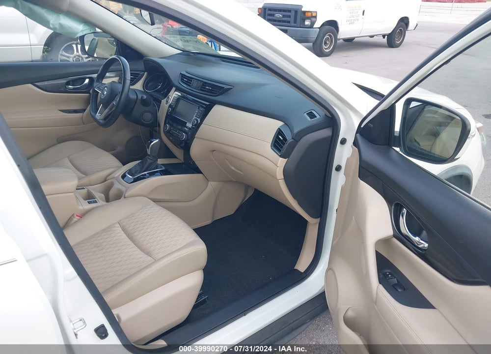 2020 NISSAN ROGUE SV FWD VIN: JN8AT2MT8LW030641