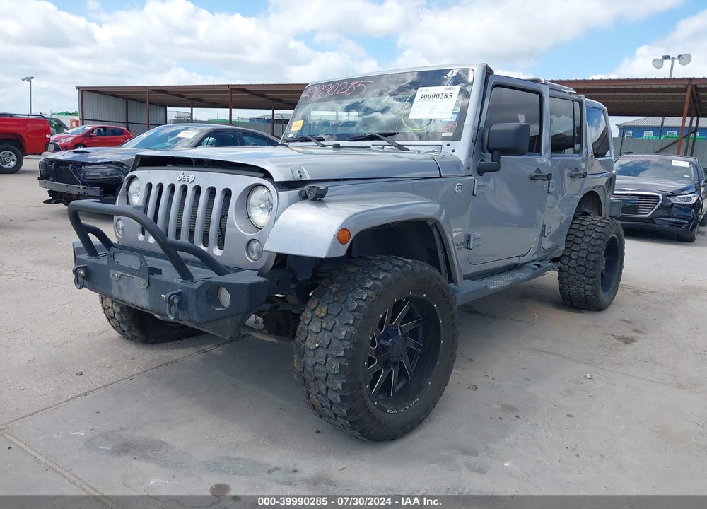 2014 JEEP WRANGLER UNLIMITED SAHARA VIN: 1C4BJWEG2EL157338