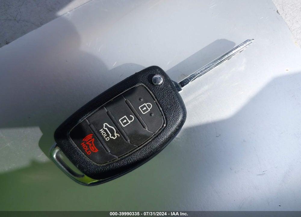 2017 HYUNDAI SONATA SE VIN: 5NPE24AF1HH547707