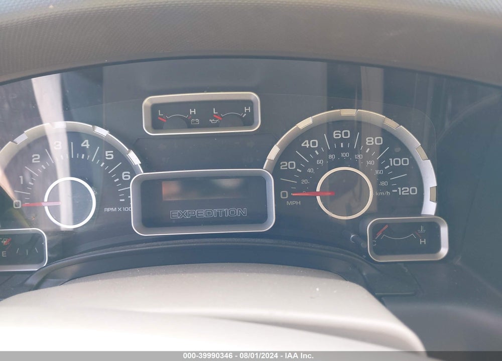 2010 FORD EXPEDITION XLT VIN: 1FMJU1F50AEB46108