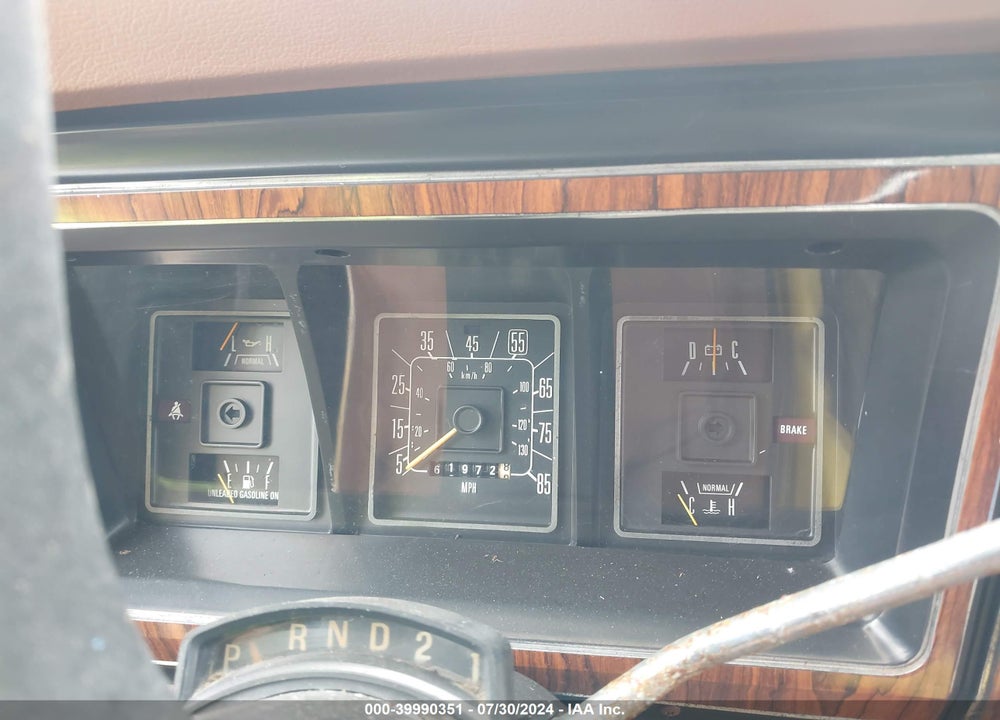 1981 FORD ECONOLINE E150 VIN: 1FMDE11E1BHB11028
