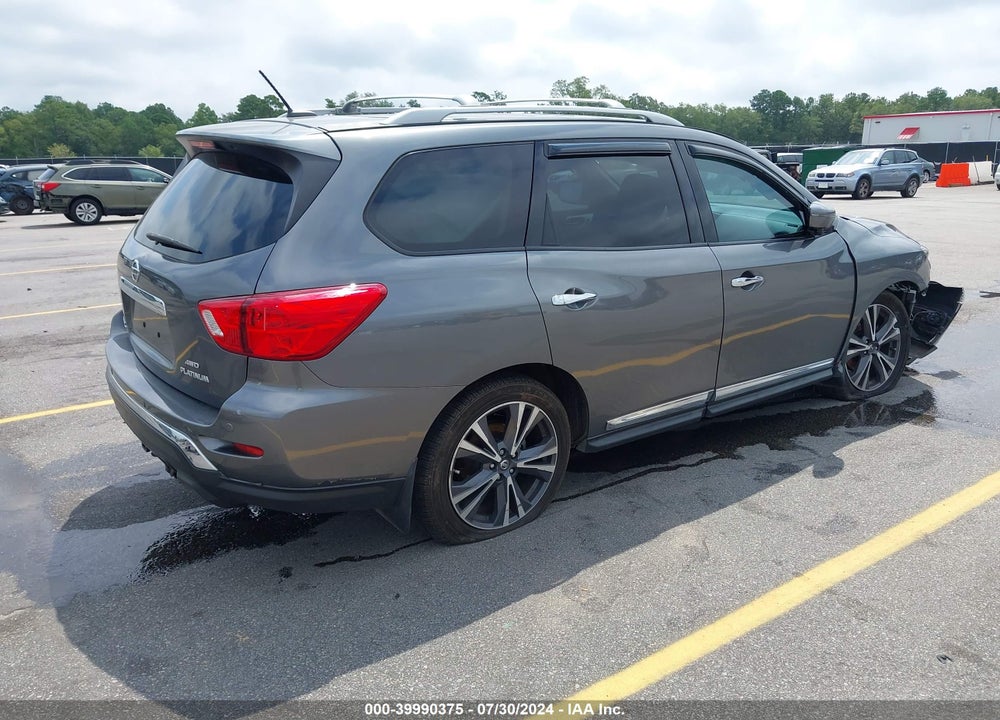 2017 NISSAN PATHFINDER PLATINUM VIN: 5N1DR2MM0HC611717