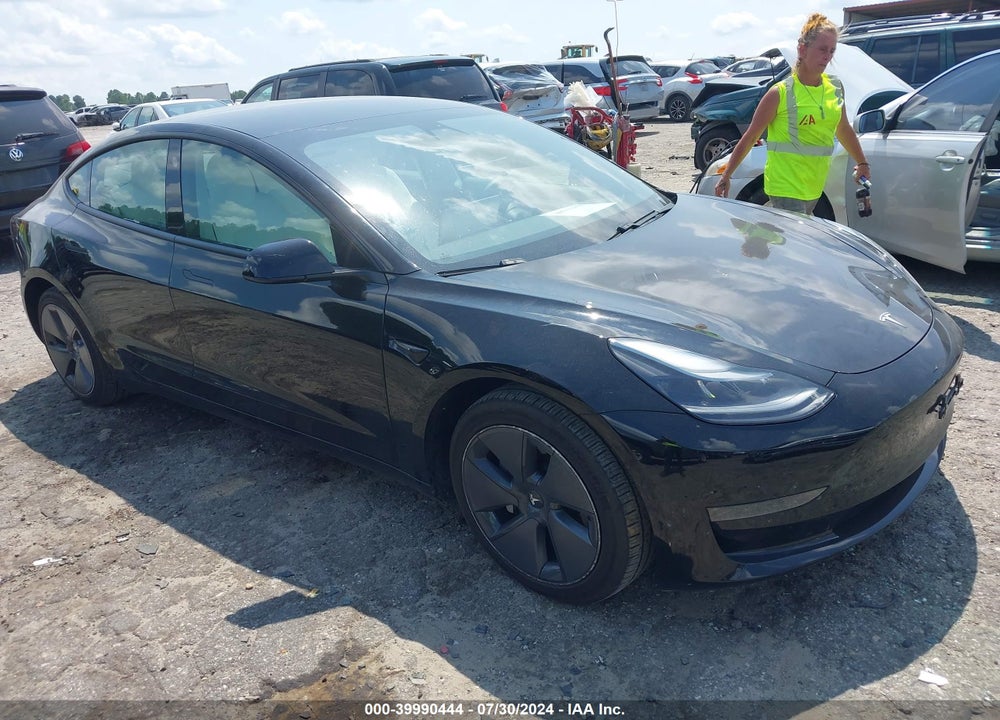 2021 TESLA MODEL 3 STANDARD RANGE PLUS REAR-WHEEL DRIVE VIN: 5YJ3E1EA7MF048284