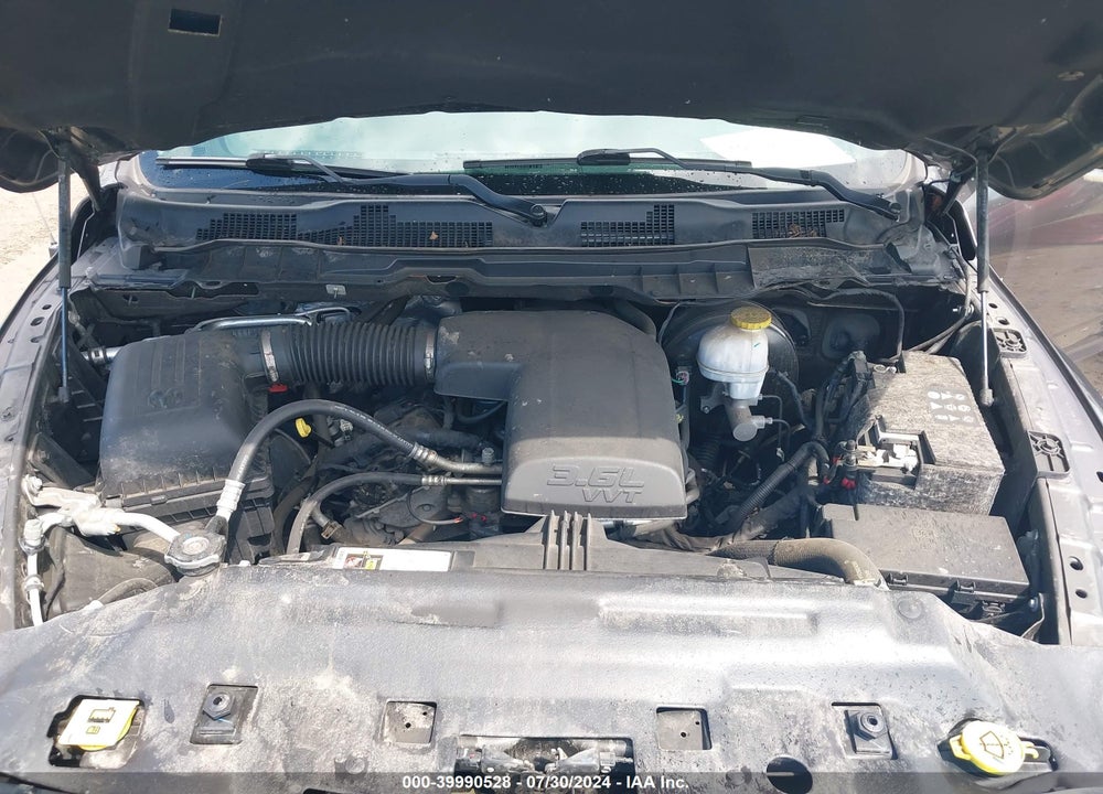 2018 RAM 1500 BIG HORN 4X4 5'7 BOX VIN: 3C6RR7LGXJG251112
